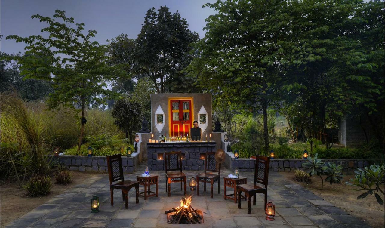 Отель Courtyard House Канха Экстерьер фото